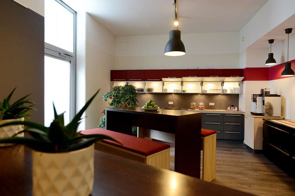 Livenwork Hotel & Coworking Gvz 因戈尔施塔特 餐厅 照片